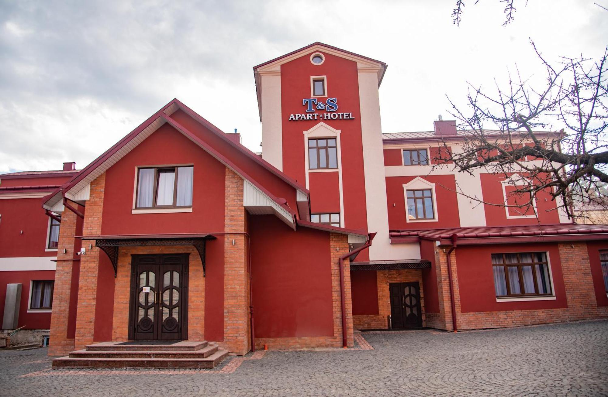 T&S Apart-Hotel Czernowitz Exterior foto